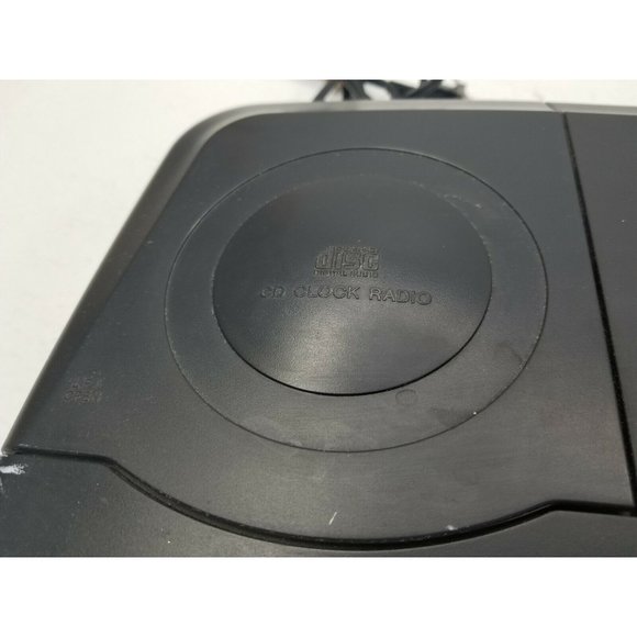 Sony Compact Disc Radio AM FM Alarm Clock Snooze Sleep A6 - Picture 4 of 9